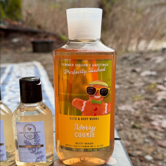 Bath and Body Works bath bundle - Picture 4 of 7